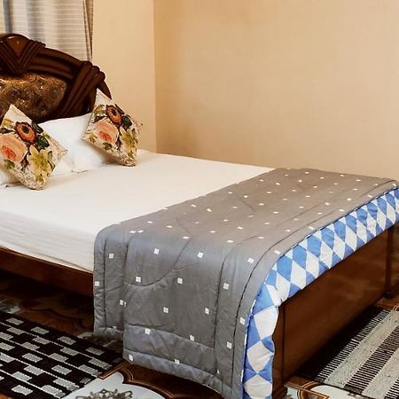 Estancia Tranquila'S Casa De La Abuela Пондичери Екстериор снимка